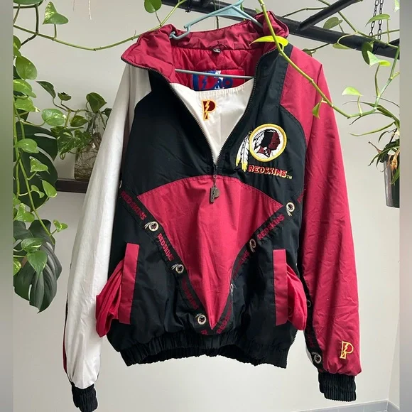 Washington Redskins Vintage 90s Pro Player NFL Winter Puffer Jacket